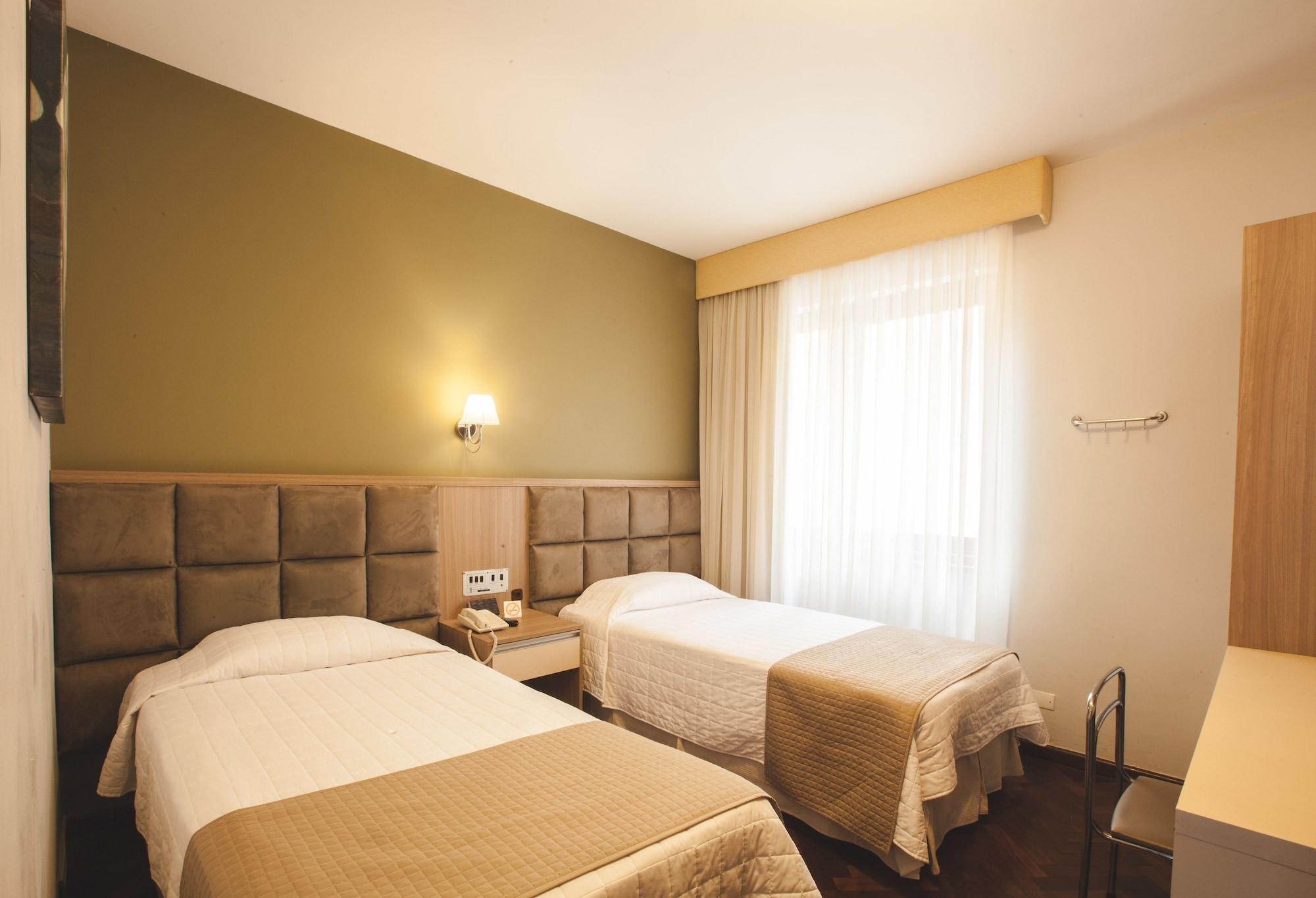 Curitiba Palace Hotel ภายนอก รูปภาพ