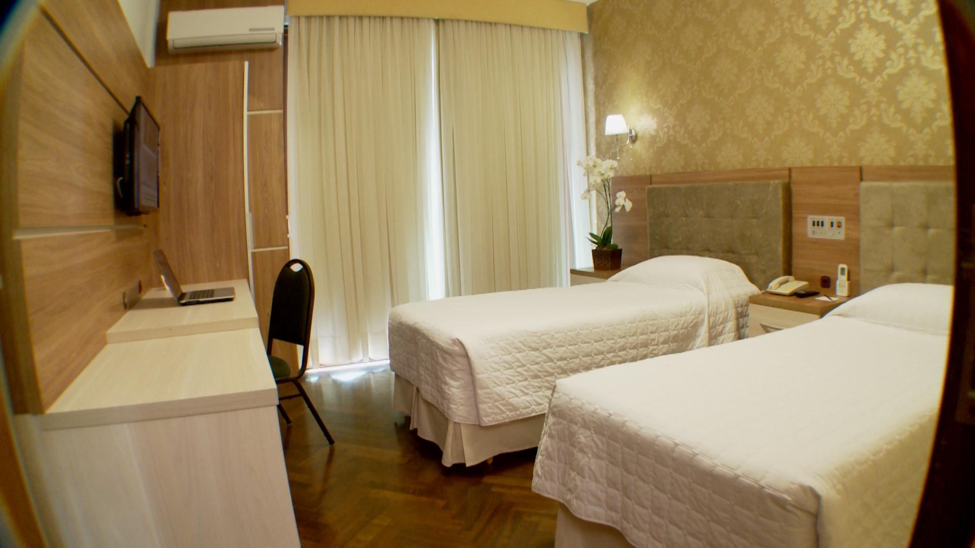 Curitiba Palace Hotel ภายนอก รูปภาพ