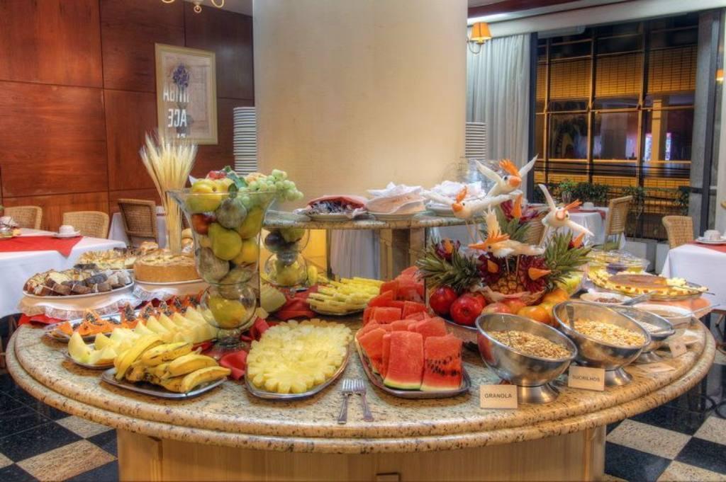 Curitiba Palace Hotel ภายนอก รูปภาพ