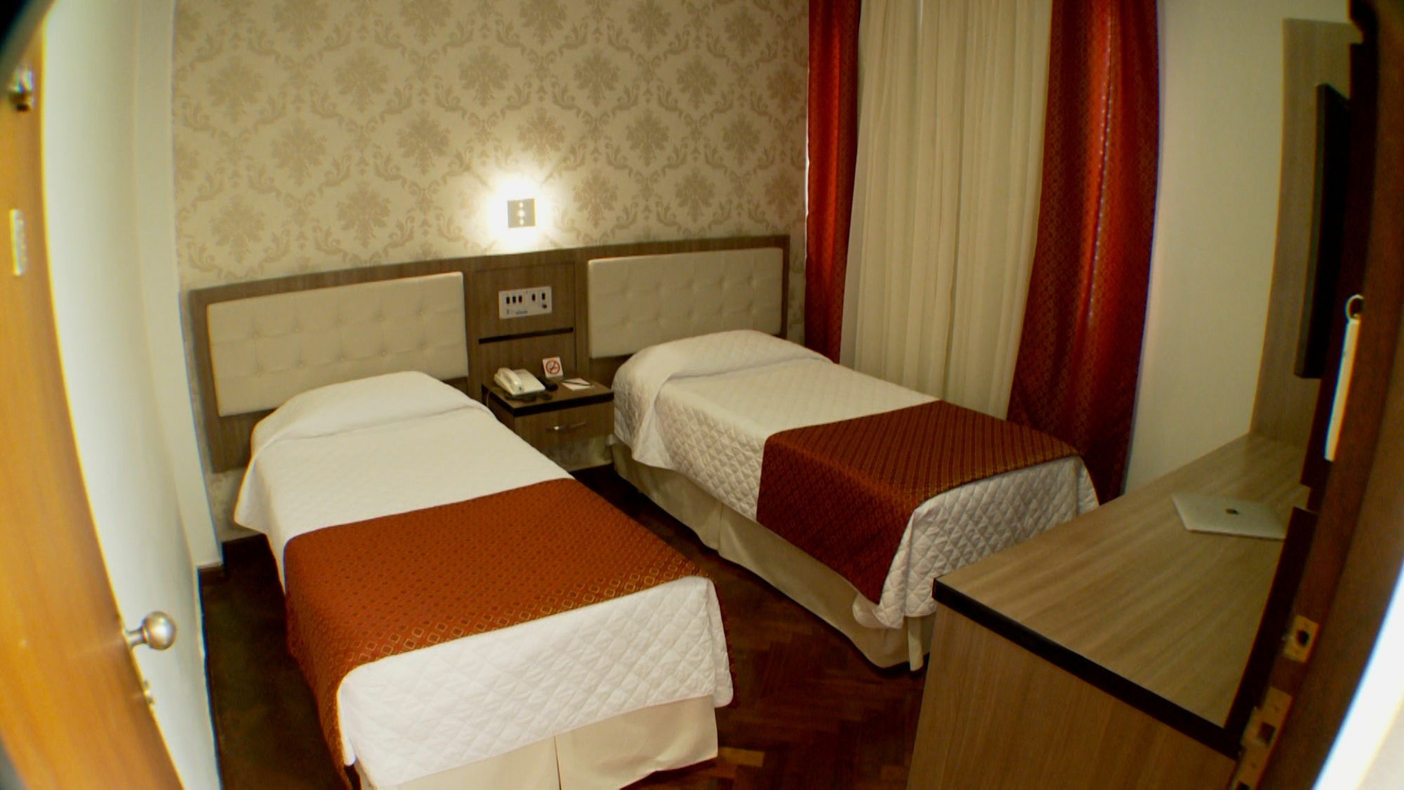 Curitiba Palace Hotel ภายนอก รูปภาพ